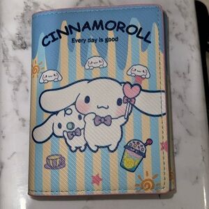 Cinnamoroll wallet in perfect condition

Sanrio
